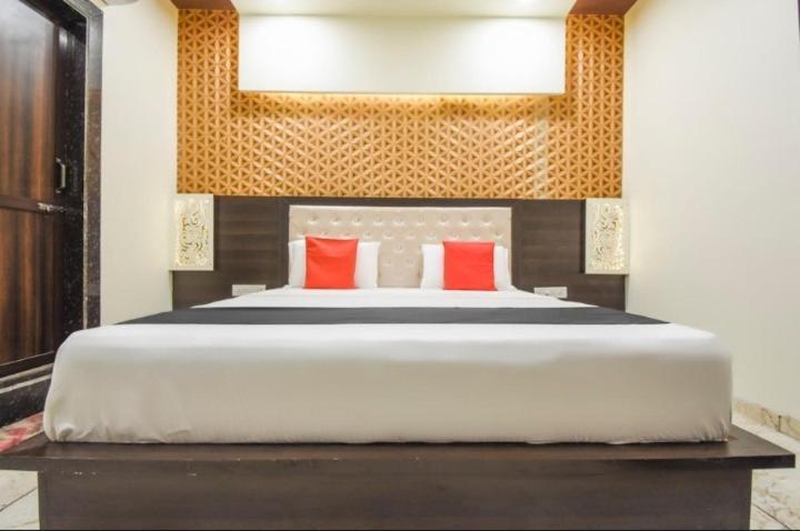 Hotel Ravi Residency ชลันธระ ภายนอก รูปภาพ