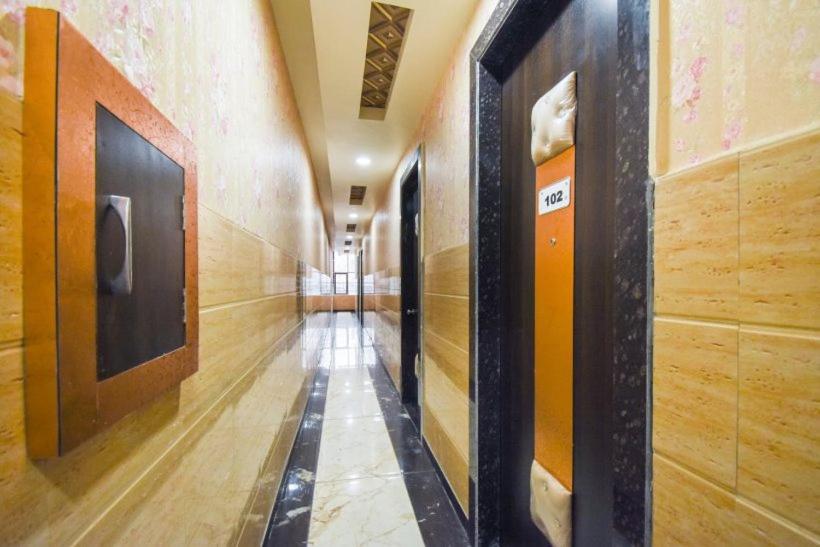 Hotel Ravi Residency ชลันธระ ภายนอก รูปภาพ